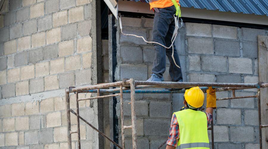 Expert Emergency Roof Repairs services in Armstrong, MO